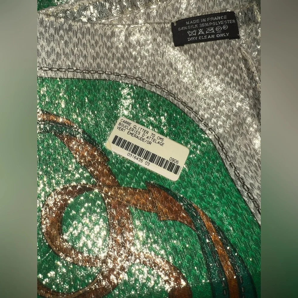 😍💕limited edition Hermès Carrer Glitter square Silk Scarf W Orig Box &receipt - Picture 6 of 10